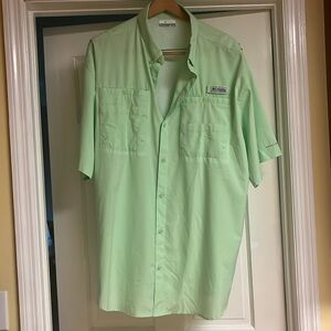 Men’s Columbia Performance Fishing Gear (PFG) Lightweight Button Up Shirt